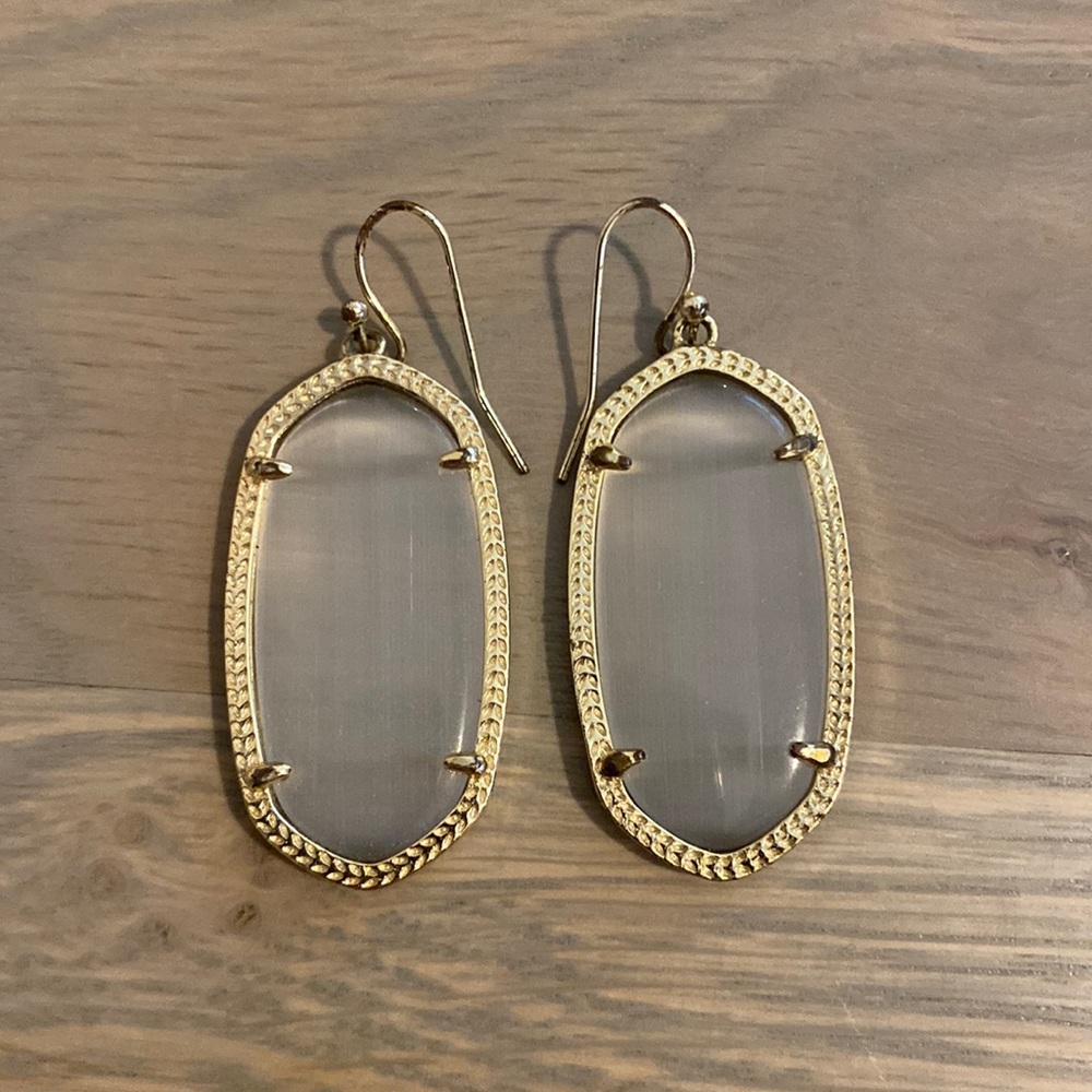 Kendra Scott Elle earrings